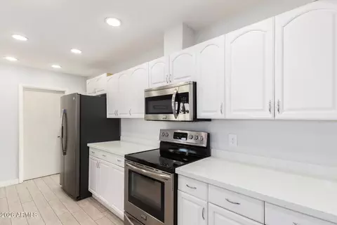 860 W Mclellan Rd, Mesa, AZ 85201