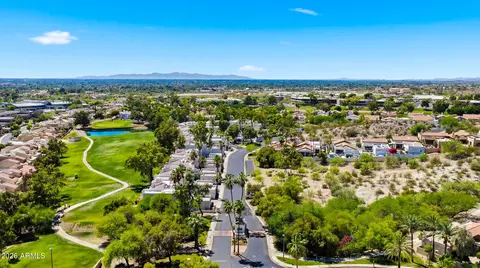 View/Area - 2947 E Rose Ln, Phoenix, AZ 85016 photo 9 of 9