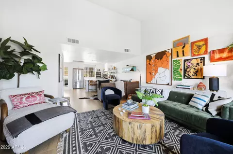 Living - 2947 E Rose Ln, Phoenix, AZ 85016 photo 5 of 9
