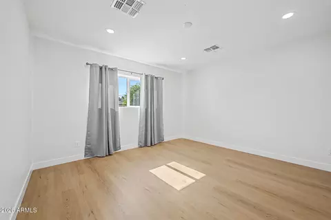 Bedroom - 928 E Georgia Ave, Phoenix, AZ 85014 photo 1 of 7