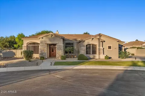Exterior - 6427 S Magic Ct, Gilbert, AZ 85298 photo 19 of 21