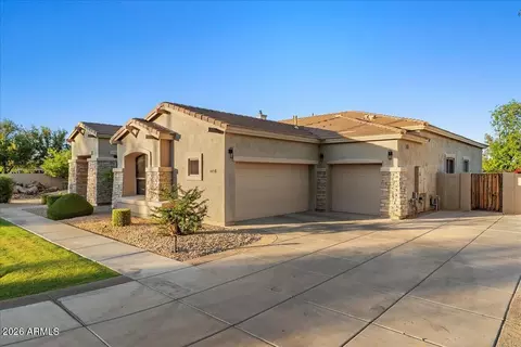 Exterior - 6427 S Magic Ct, Gilbert, AZ 85298 photo 20 of 21