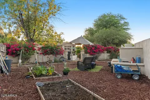 Exterior - 6427 S Magic Ct, Gilbert, AZ 85298 photo 10 of 21