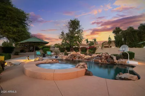 Exterior - 6427 S Magic Ct, Gilbert, AZ 85298 photo 13 of 21