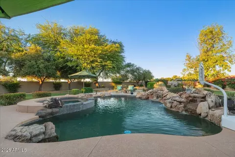 Exterior - 6427 S Magic Ct, Gilbert, AZ 85298 photo 5 of 21