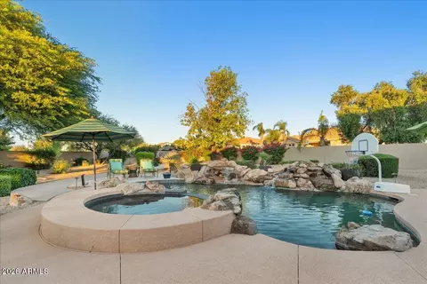 Exterior - 6427 S Magic Ct, Gilbert, AZ 85298 photo 2 of 21