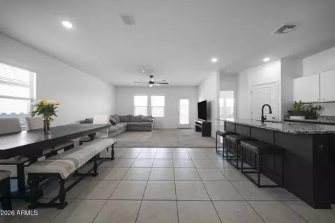 5619 W Moody Trl, Laveen, AZ 85339