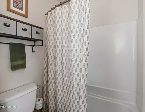 Bath - 1402 E Osborn Rd #2, Phoenix, AZ 85014 photo 4 of 4