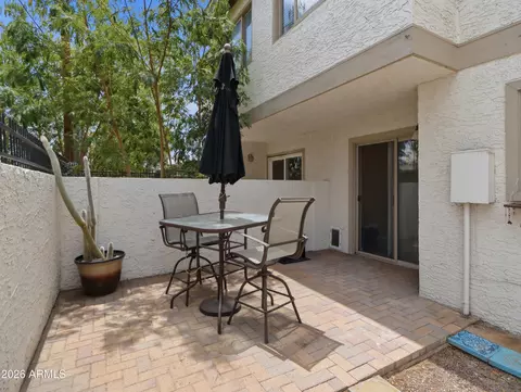 Exterior - 1402 E Osborn Rd #2, Phoenix, AZ 85014 photo 3 of 7