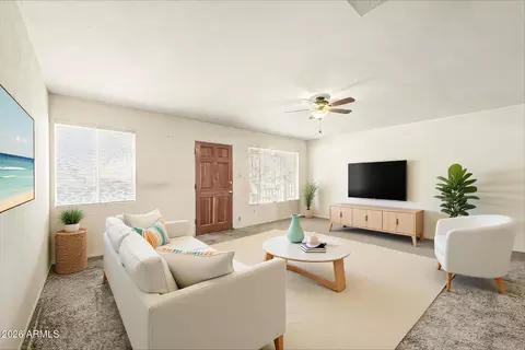 Living - 820 E Butler Dr, Phoenix, AZ 85020 photo 1 of 3