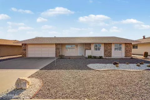 14432 N Lakeforest Dr, Sun City, AZ 85351