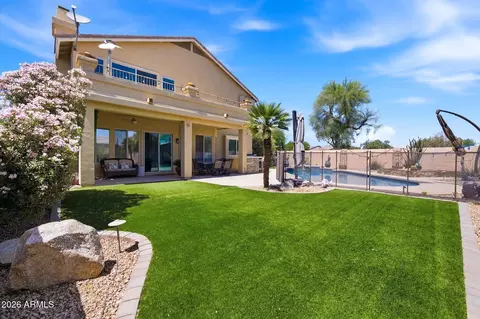 Exterior - 4601 E Ramuda Dr, Phoenix, AZ 85050 photo 4 of 6