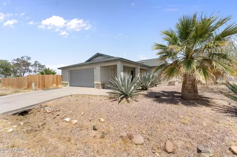 27144 S Bennett Way, Congress, AZ 85332