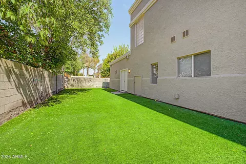 Exterior - 6022 N 5th Pl, Phoenix, AZ 85012 photo 5 of 6