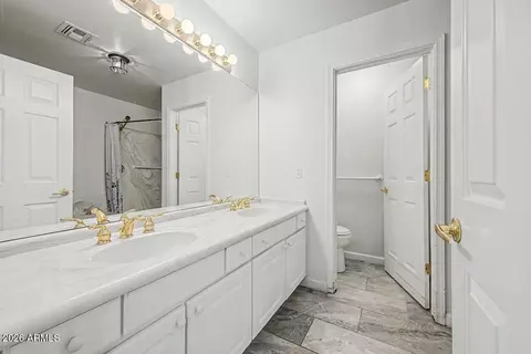 Bath - 6022 N 5th Pl, Phoenix, AZ 85012 photo 1 of 4