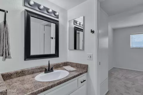 Bath - 5525 E Thomas Rd #A1, Phoenix, AZ 85018 photo 1 of 2
