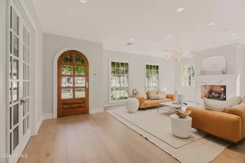 Living - 5915 E Arcadia Ln, Phoenix, AZ 85018 photo 1 of 3