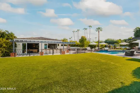 Exterior - 5915 E Arcadia Ln, Phoenix, AZ 85018 photo 3 of 7