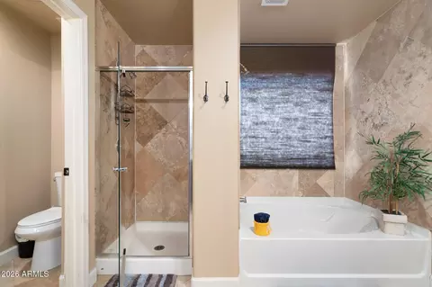 Bath - 1627 Earll Dr, Phoenix, AZ 85016 photo 2 of 5