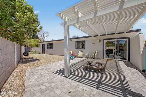 Exterior - 3632 E Sunnyside Dr, Phoenix, AZ 85028 photo 2 of 3