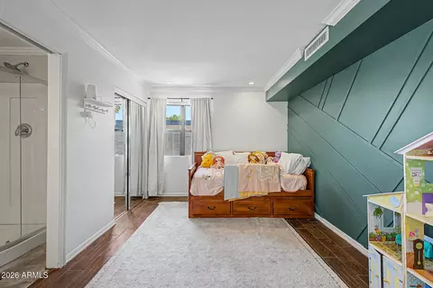 Bedroom - 3632 E Sunnyside Dr, Phoenix, AZ 85028 photo 2 of 3
