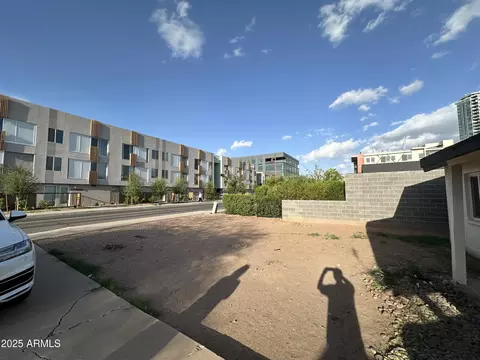 421 W 5th St, Tempe, AZ 85281