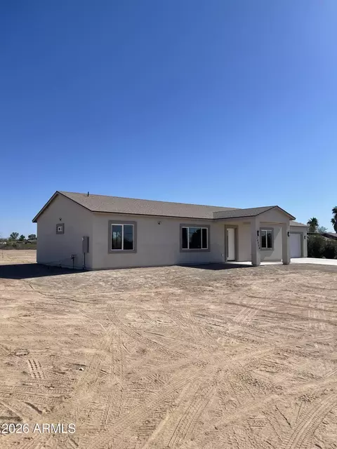 34054 W Pioneer St, Tonopah, AZ 85354