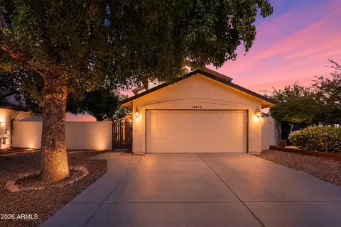 15813 N 38th Dr, Phoenix, AZ 85053