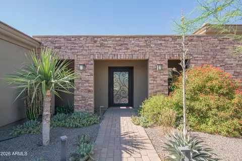 1110 W Creek Canyon Rd, Phoenix, AZ 85086