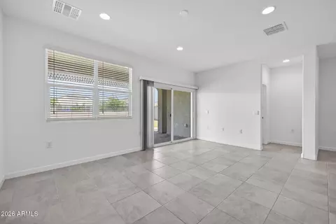 Living - 2432 W Shanley Ave, Apache Junction, AZ 85120 photo 2 of 3