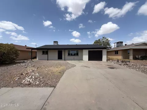 10836 N 114th Ave, Youngtown, AZ 85363