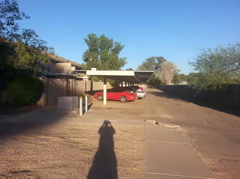 5813 N 59th Dr, Glendale, AZ 85301