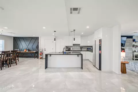 Kitchen - 1261 E Cambridge Ave, Phoenix, AZ 85006 photo 1 of 9
