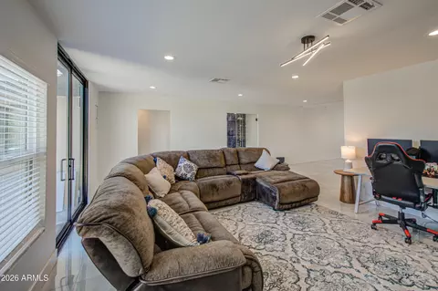 Living - 1261 E Cambridge Ave, Phoenix, AZ 85006 photo 4 of 4