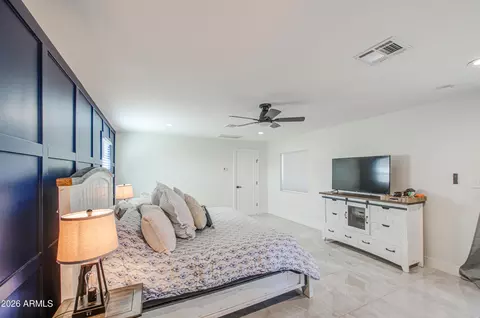 Bedroom - 1261 E Cambridge Ave, Phoenix, AZ 85006 photo 4 of 5
