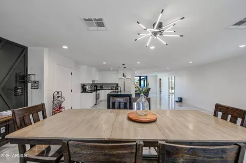 Dining - 1261 E Cambridge Ave, Phoenix, AZ 85006 photo 4 of 5
