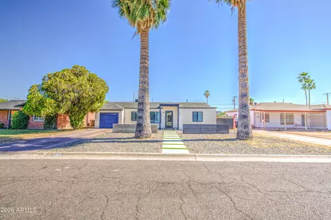 Exterior - 1261 E Cambridge Ave, Phoenix, AZ 85006 photo 1 of 5