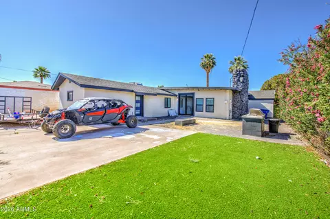 Exterior - 1261 E Cambridge Ave, Phoenix, AZ 85006 photo 5 of 5