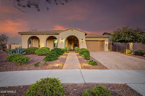 2261 N Beverly Pl, Buckeye, AZ 85396