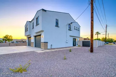 Exterior - 920 E Pasadena Ave, Phoenix, AZ 85014 photo 3 of 5