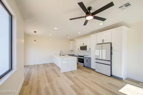 Other - 920 E Pasadena Ave, Phoenix, AZ 85014 photo 2 of 2