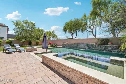 Exterior - 359 E Frances Ln, Gilbert, AZ 85295 photo 6 of 14