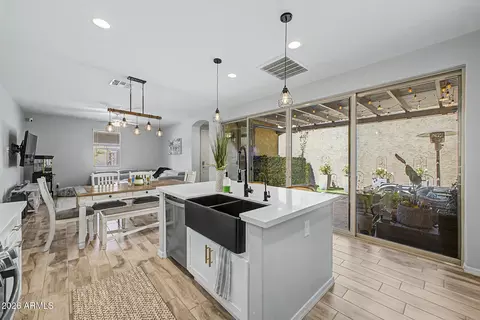 4260 E Jesse St, Gilbert, AZ 85295