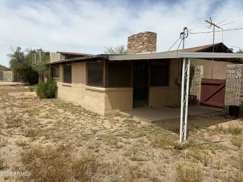 Exterior - 2105 E Lone Cactus Dr, Phoenix, AZ 85024 photo 5 of 7
