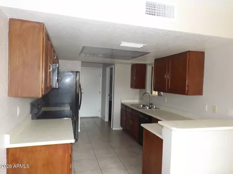 Kitchen - 7770 N 20th Ave, Phoenix, AZ 85021 photo 1 of 4