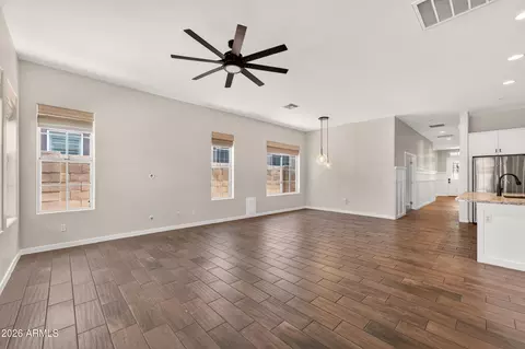 Living - 10612 E Nopal Ave, Mesa, AZ 85209 photo 1 of 4