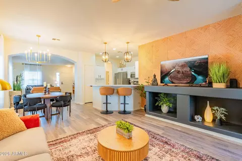 3674 S Joshua Tree Ln, Gilbert, AZ 85297