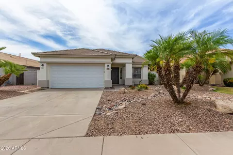 3674 S Joshua Tree Ln, Gilbert, AZ 85297