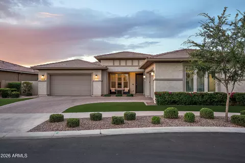 10730 E Travertine Ave, Mesa, AZ 85212 photo 2