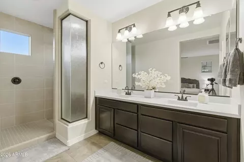 Bath - 3453 E Azalea Dr, Gilbert, AZ 85298 photo 1 of 4